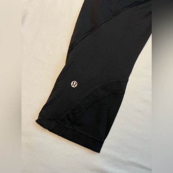 Lululemon Run Inspire Crop in Black - Picture 3 of 5